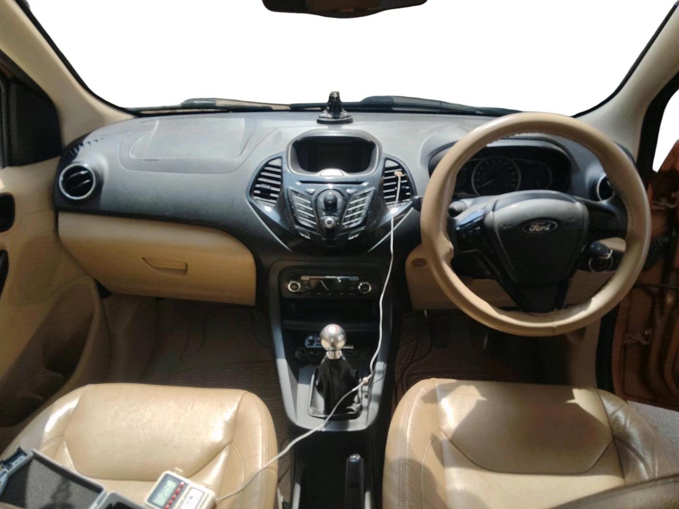 2015 Ford Figo Aspire TITANIUM PLUS 1.5 DIESEL, Diesel, Manual, 1,20,701 km, interior
