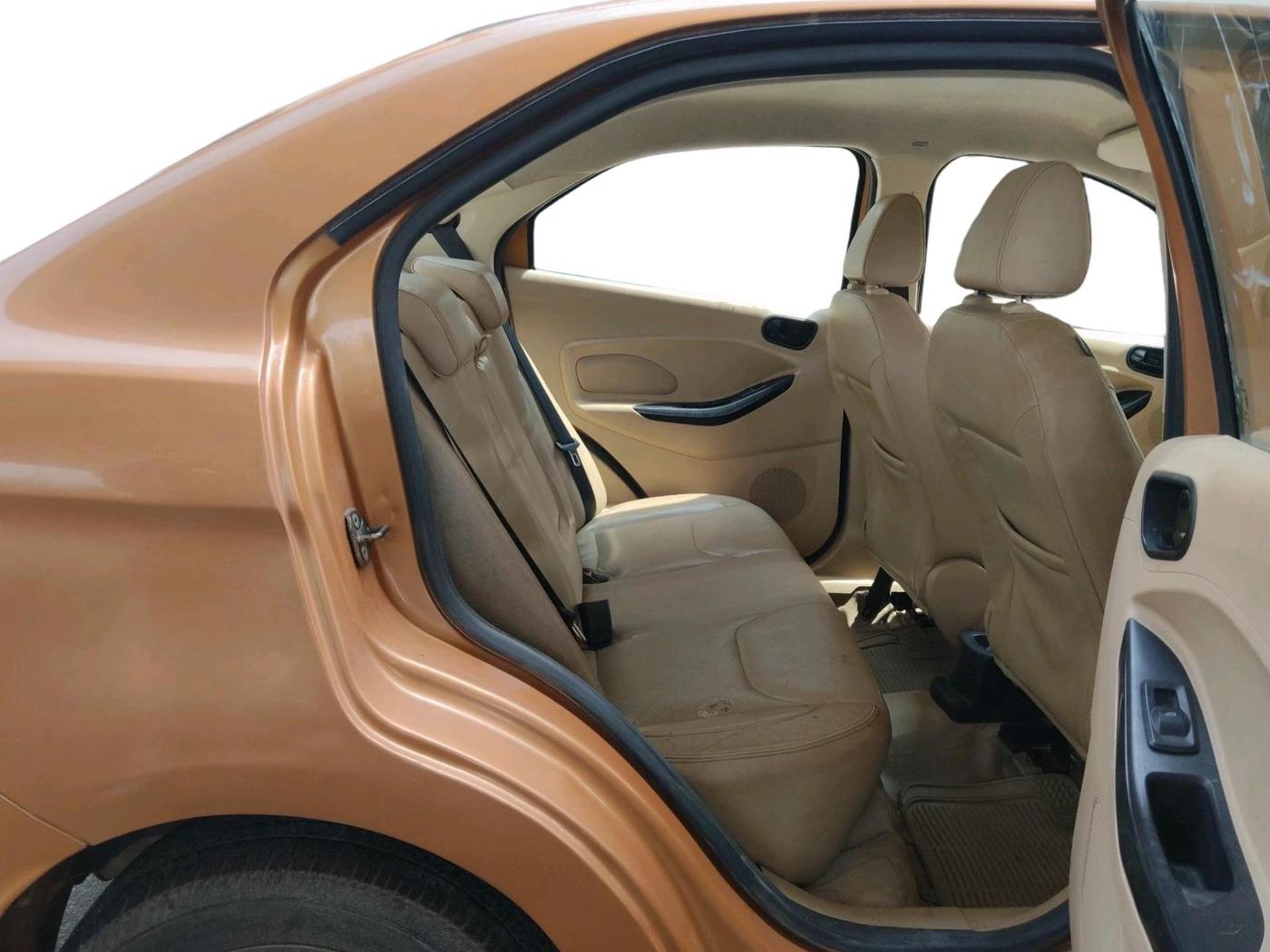 2015 Ford Figo Aspire TITANIUM PLUS 1.5 DIESEL, Diesel, Manual, 1,20,701 km, interior