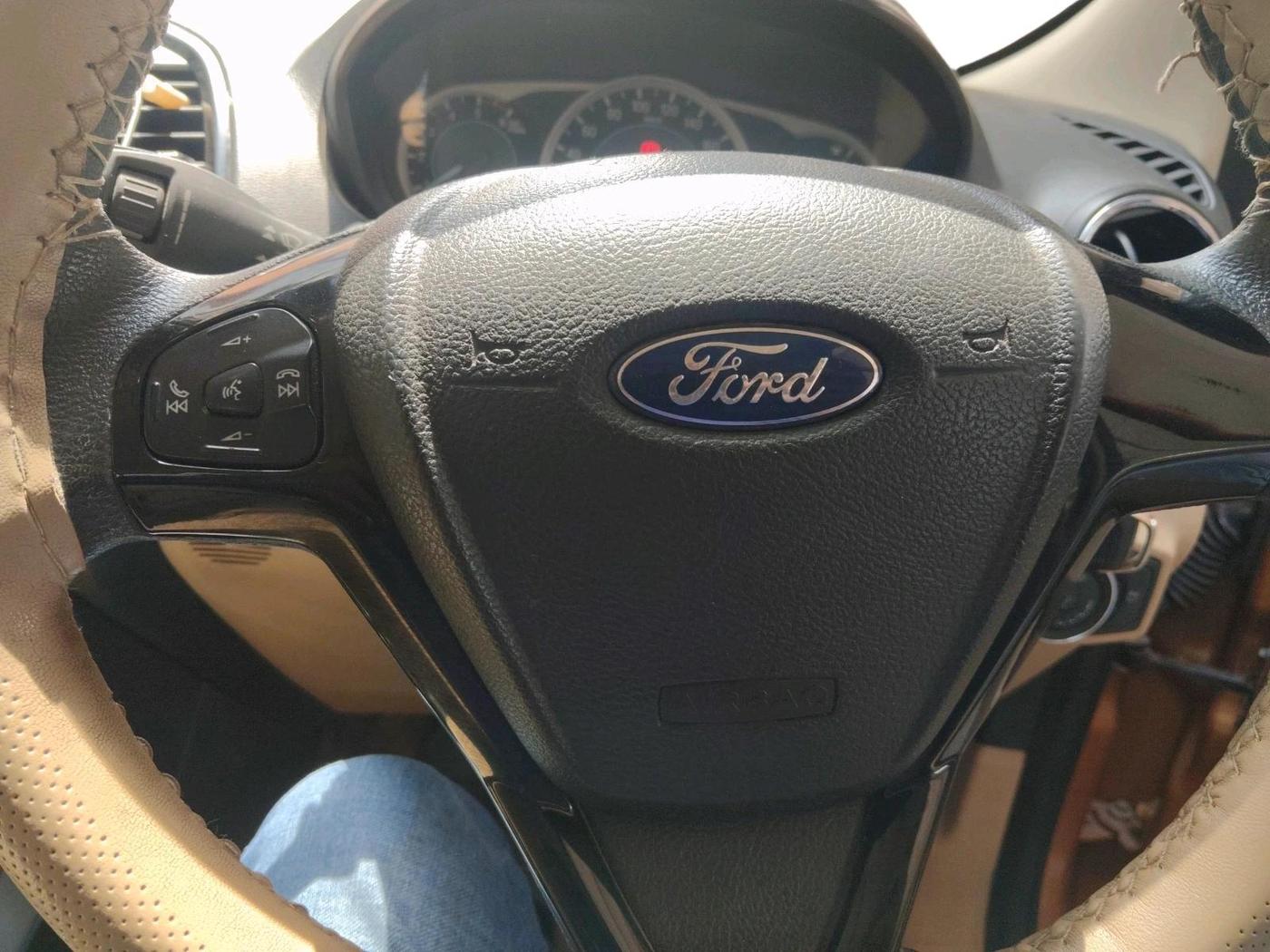 2015 Ford Figo Aspire TITANIUM PLUS 1.5 DIESEL, Diesel, Manual, 1,20,701 km, interior