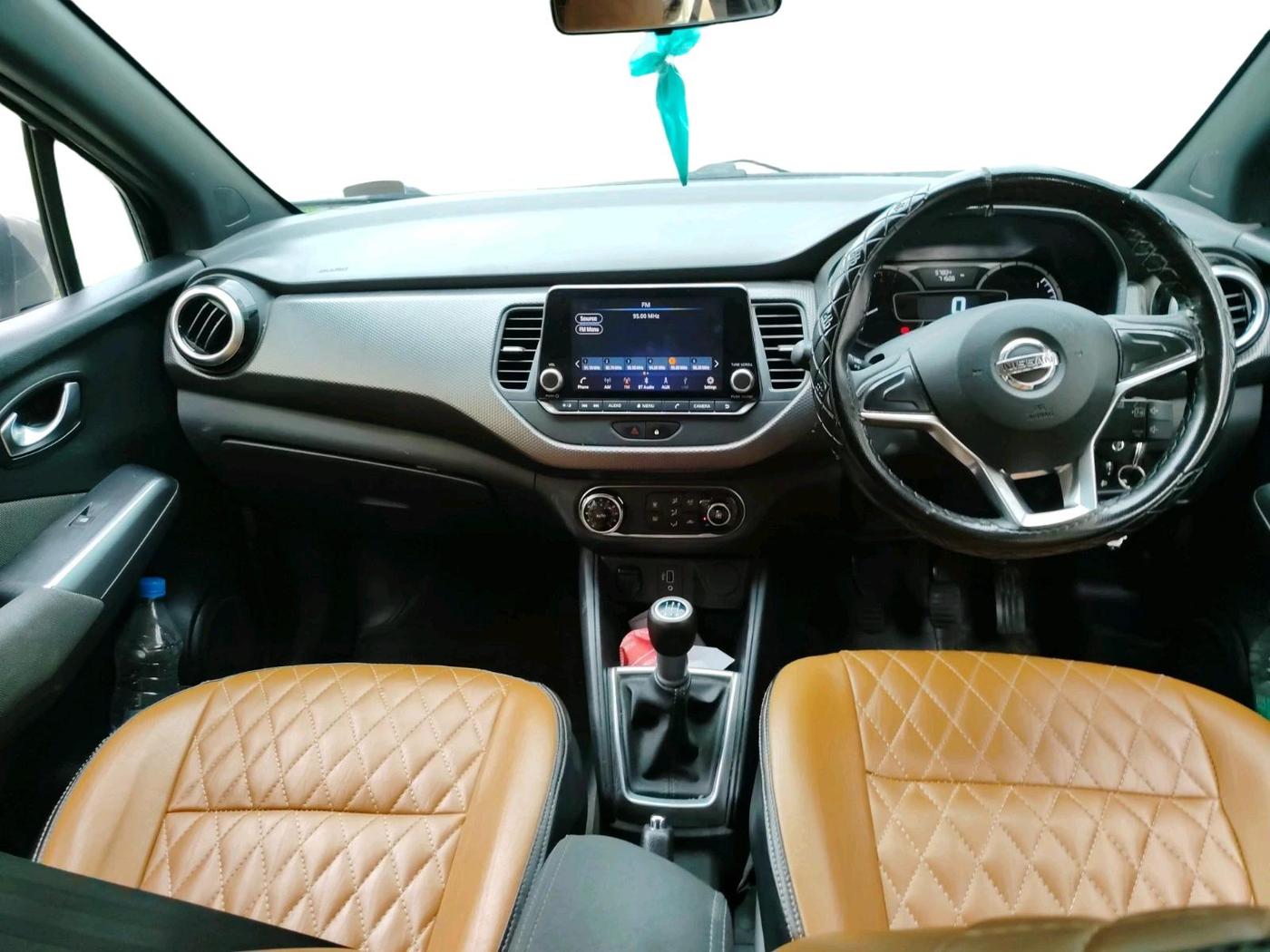 2022 Nissan Kicks XV 1.5, Petrol, Manual, 57,804 km, interior