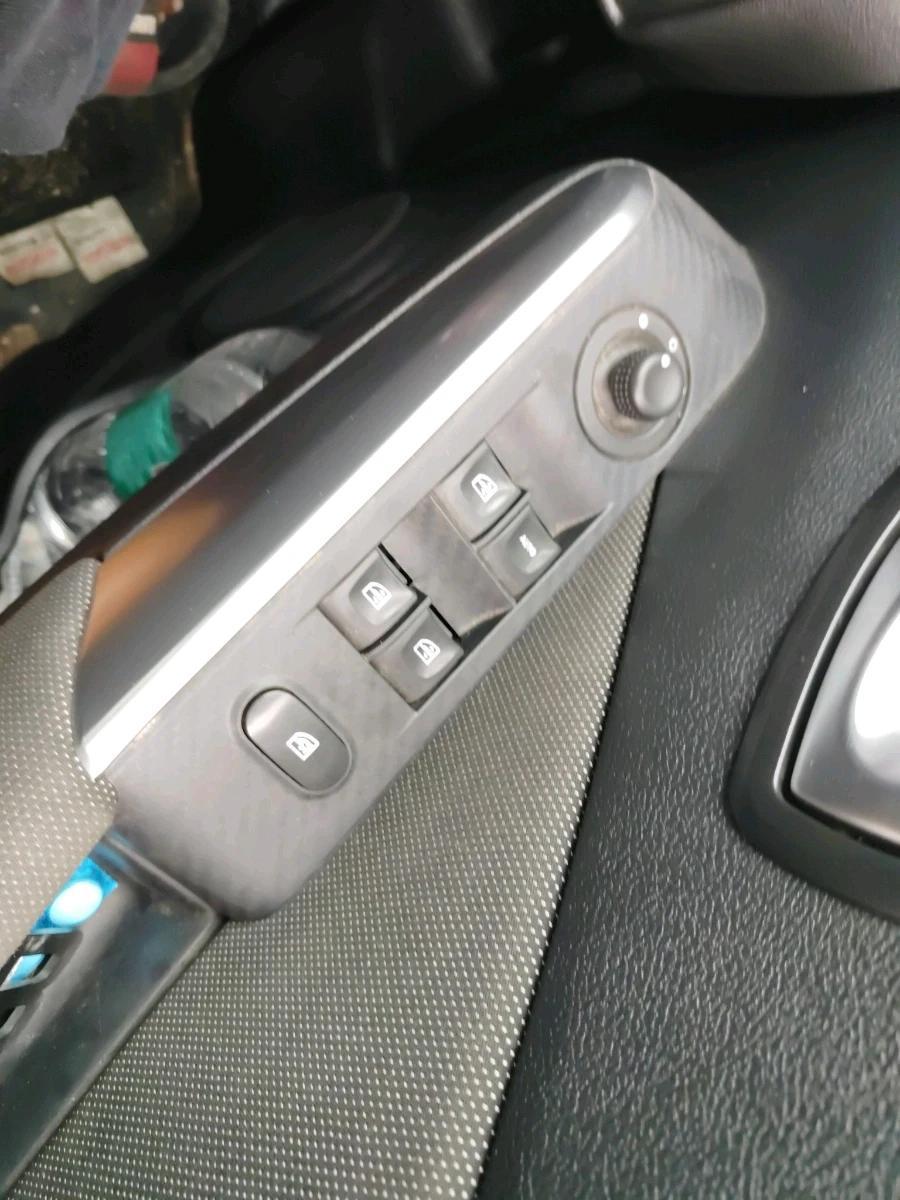 2022 Nissan Kicks XV 1.5, Petrol, Manual, 57,804 km, interior