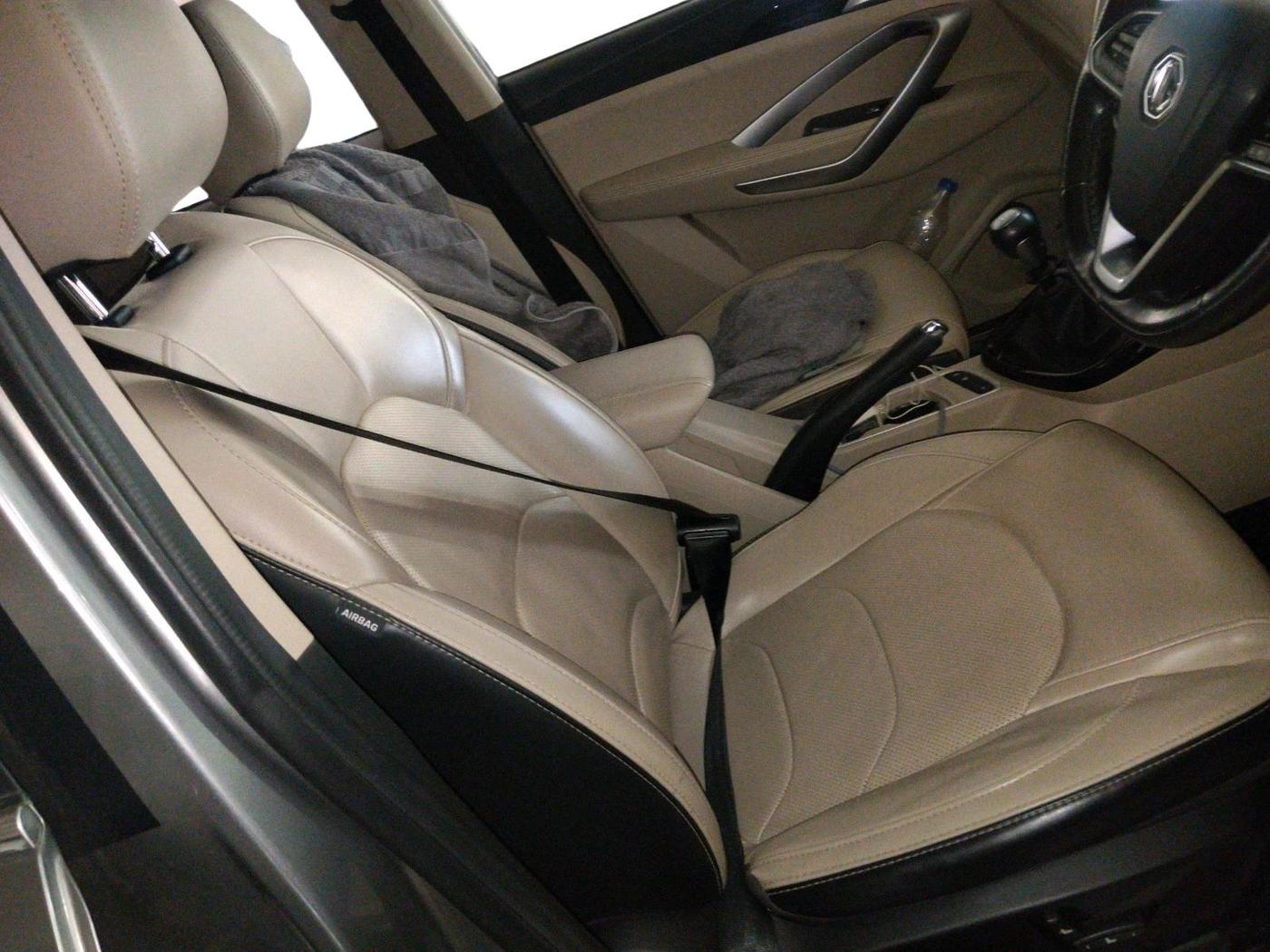 2022 MG HECTOR SHARP HYBRID 1.5 PETROL, Petrol, Manual, 58,587 km, interior