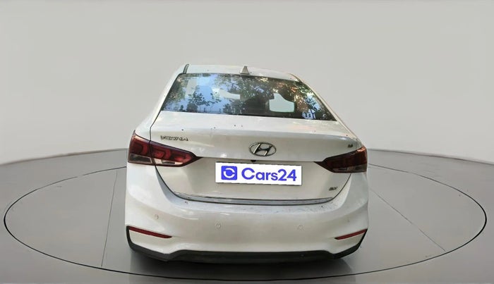 2018 Hyundai Verna 1.6 VTVT SX, Petrol, Manual, 30,204 km, exterior