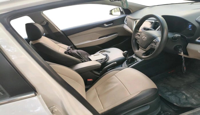 2018 Hyundai Verna 1.6 VTVT SX, Petrol, Manual, 30,204 km, interior