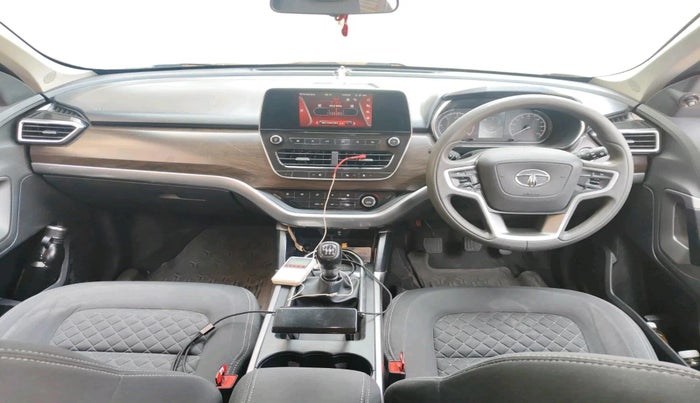 2022 Tata Harrier XT 2.0L KRYOTEC, Diesel, Manual, 1,31,314 km, interior
