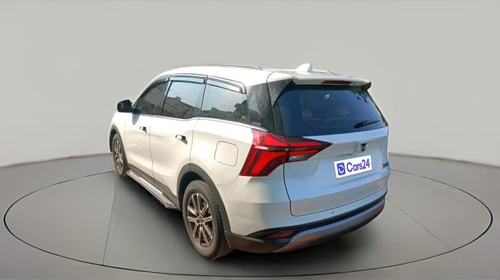 2023 Mahindra XUV700 AX 7 LUXURY D AT 7 STR, Diesel, Automatic, 93,791 km, exterior