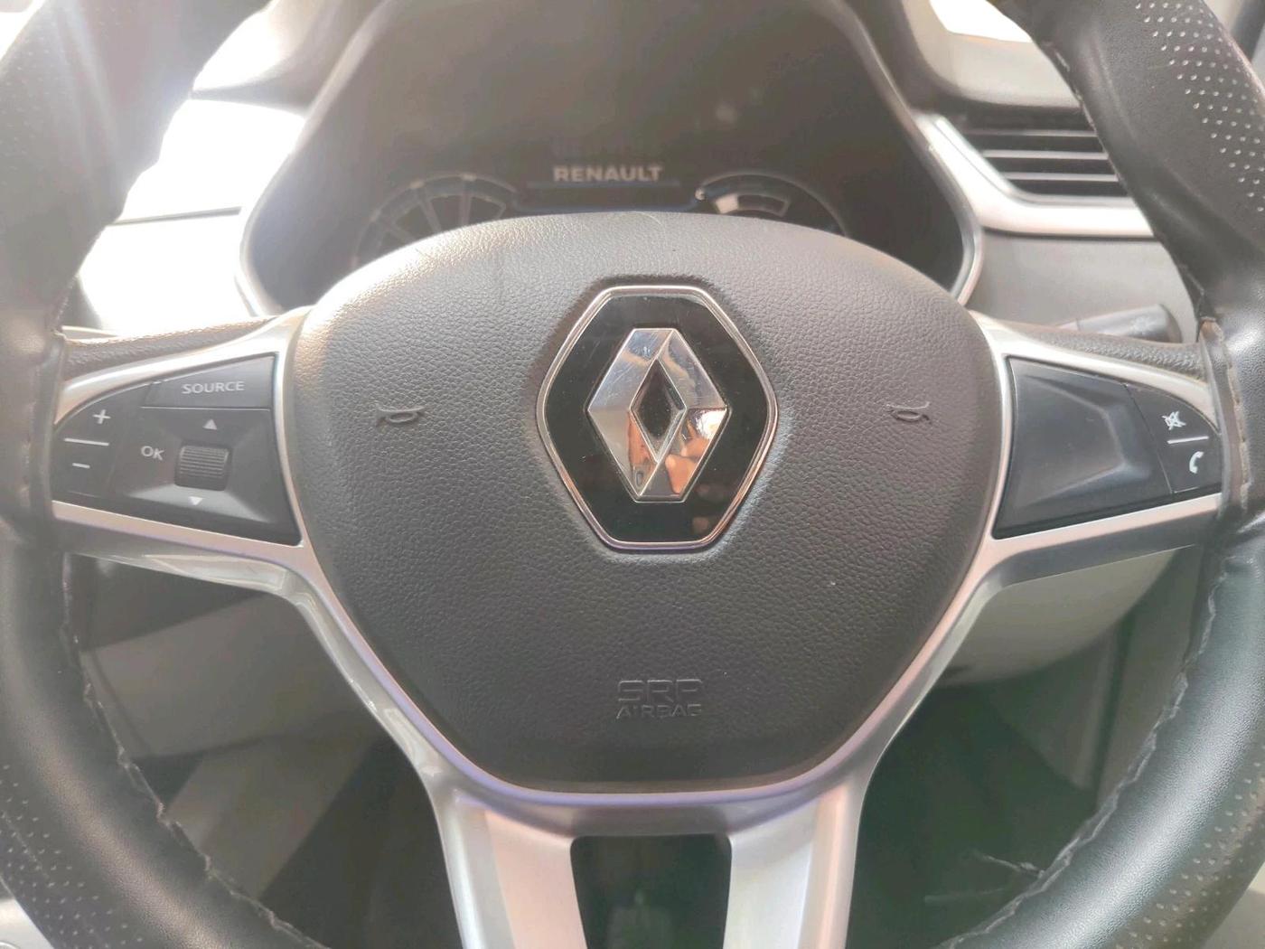 2022 Renault TRIBER RXZ AMT, Petrol, Automatic, 76,397 km, interior