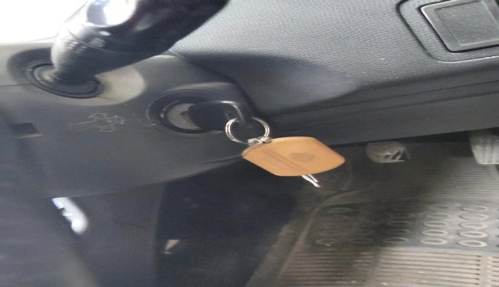 2011 Maruti Swift Dzire LXI, Petrol, Manual, 98,080 km, interior