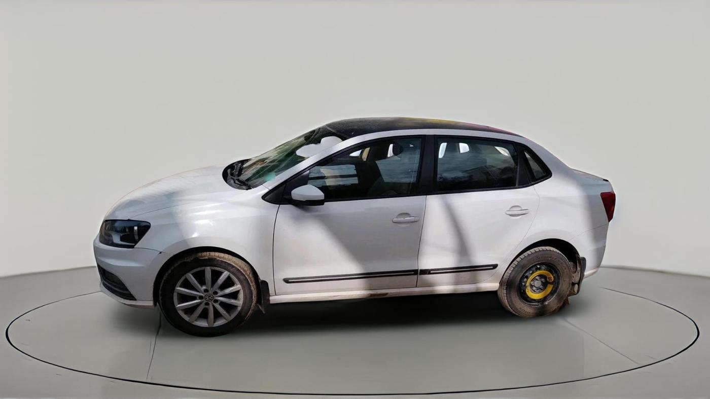 2018 Volkswagen Ameo HIGHLINE1.5L, Diesel, Manual, 1,08,788 km, exterior