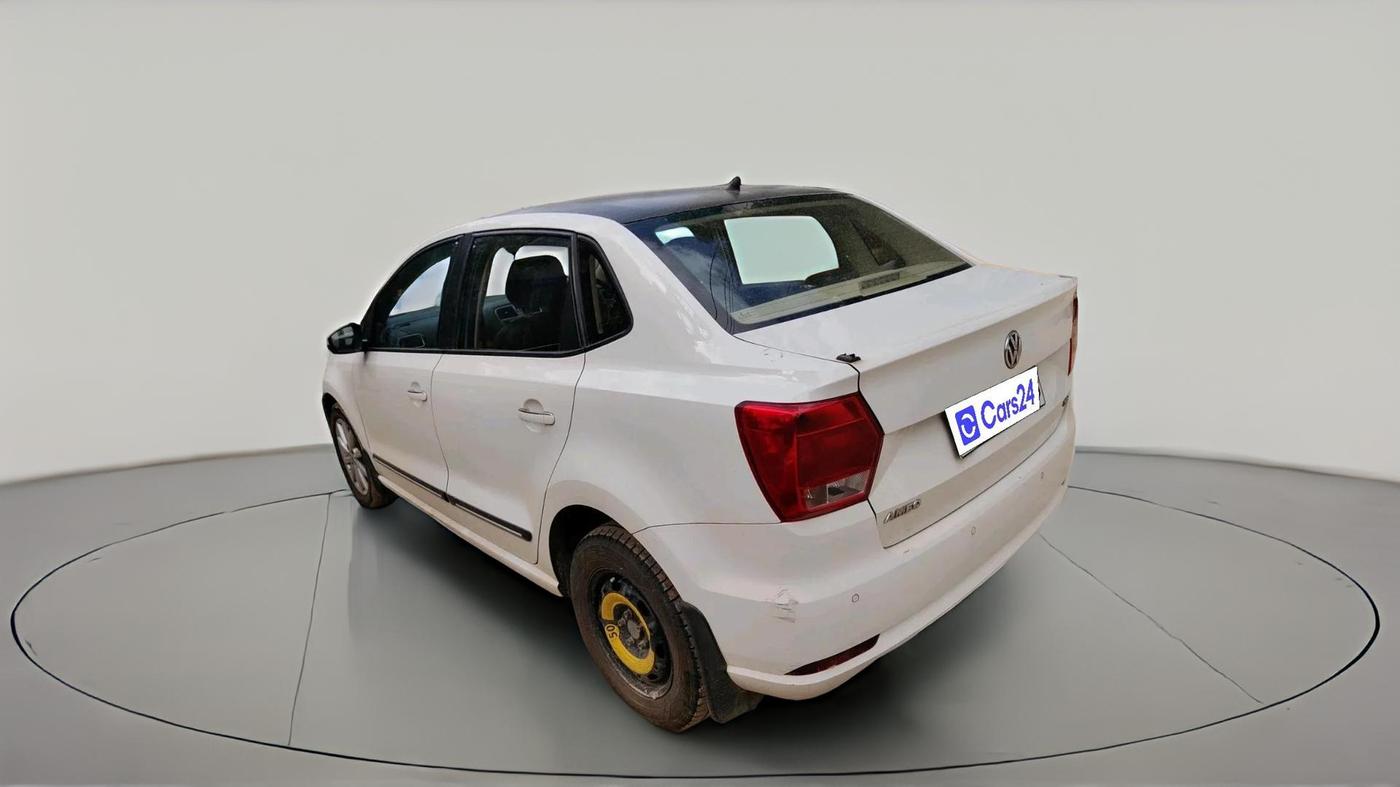 2018 Volkswagen Ameo HIGHLINE1.5L, Diesel, Manual, 1,08,788 km, exterior