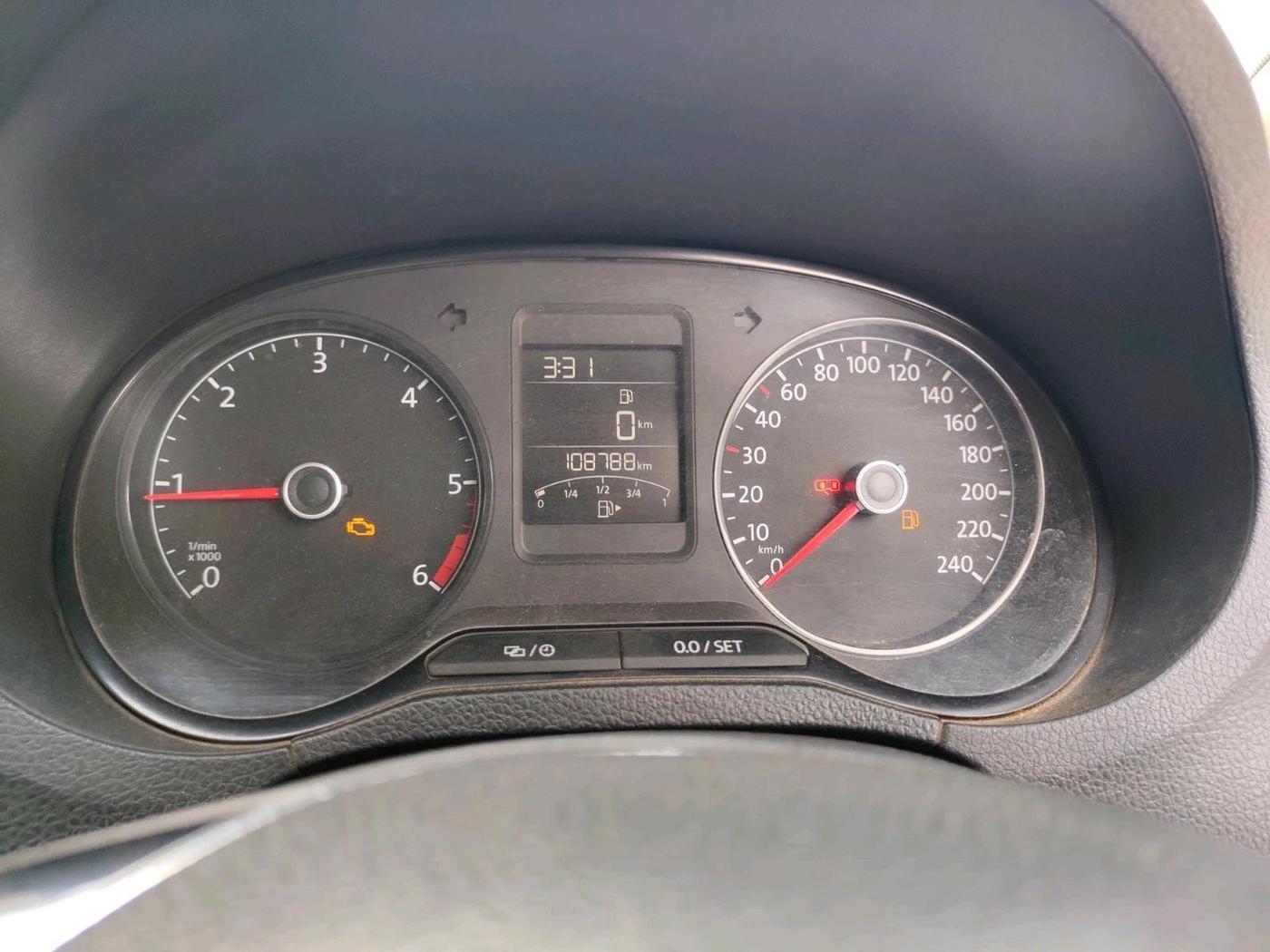 2018 Volkswagen Ameo HIGHLINE1.5L, Diesel, Manual, 1,08,788 km, interior