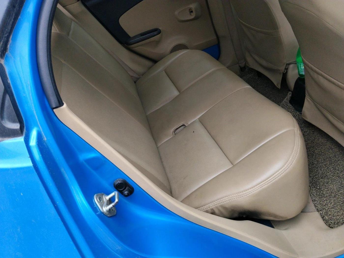 2012 Honda Brio V MT, Petrol, Manual, 64,770 km, interior