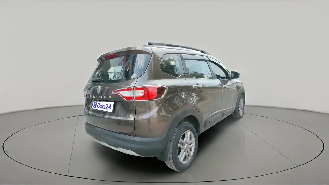 2024 Renault TRIBER RXZ, Petrol, Manual, 8,330 km, exterior