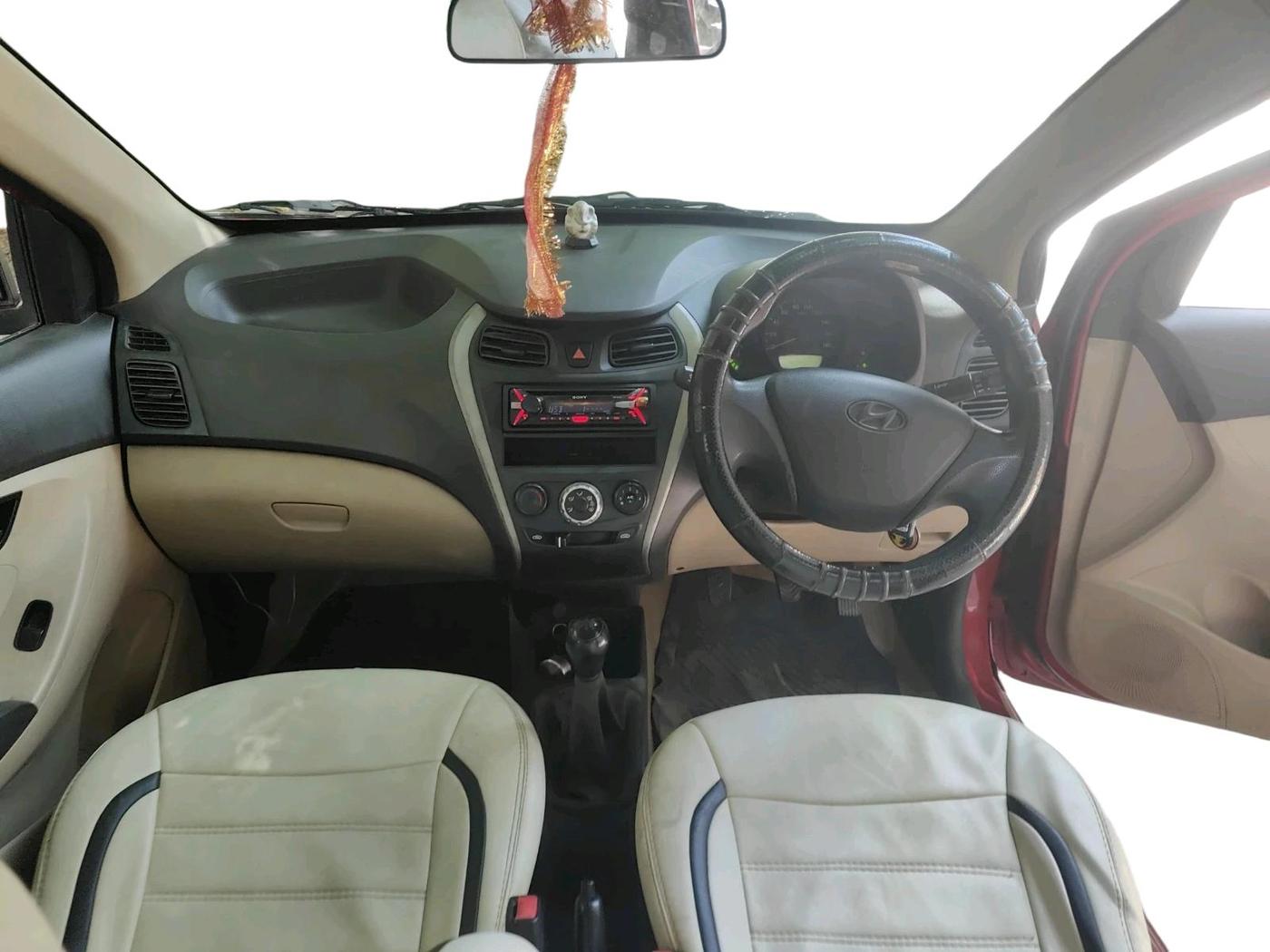 2015 Hyundai Eon ERA +, Petrol, Manual, 1,05,025 km, interior
