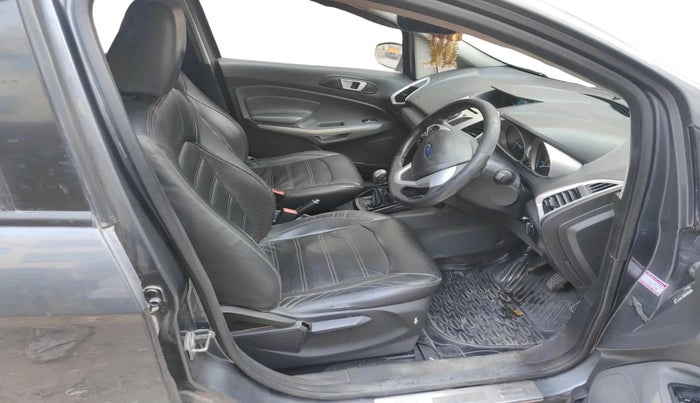 2015 Ford Ecosport TITANIUM 1.5L DIESEL (OPT), Diesel, Manual, 1,35,000 km, interior