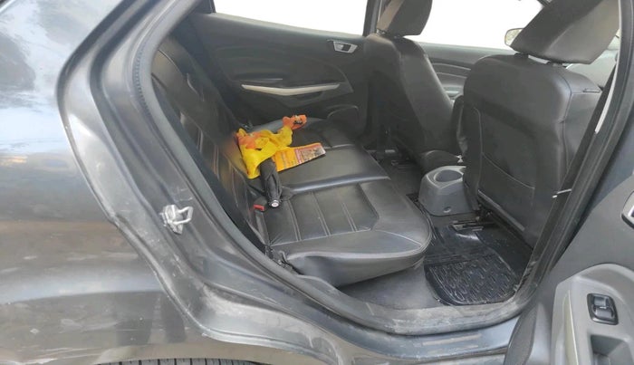 2015 Ford Ecosport TITANIUM 1.5L DIESEL (OPT), Diesel, Manual, 1,35,000 km, interior