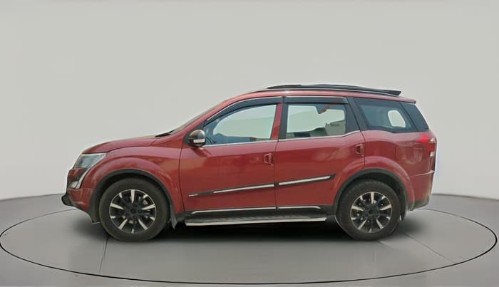 2021 Mahindra XUV500 W11, Diesel, Manual, 66,069 km, exterior