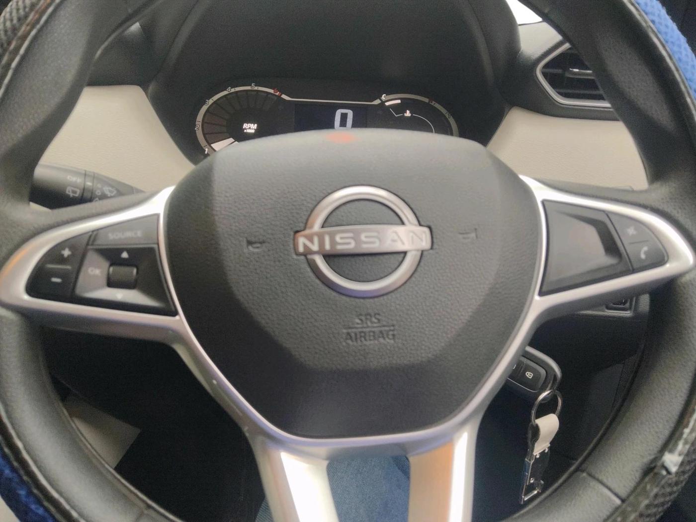 2023 Nissan MAGNITE XL, Petrol, Manual, 5,581 km, interior