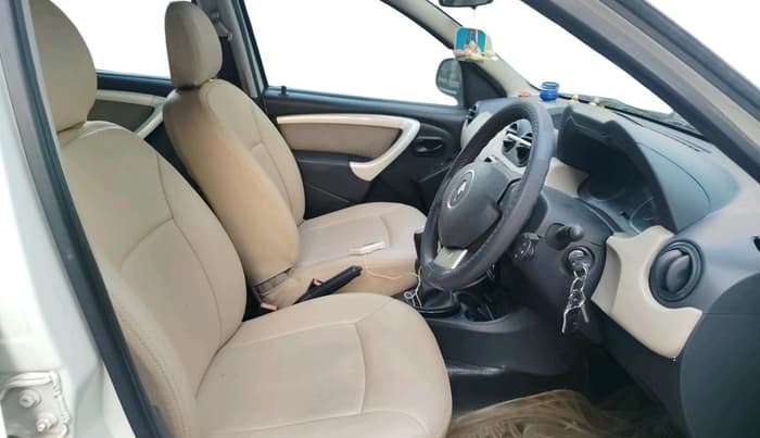 2013 Renault Duster 85 PS RXL DIESEL, Diesel, Manual, 1,33,987 km, interior