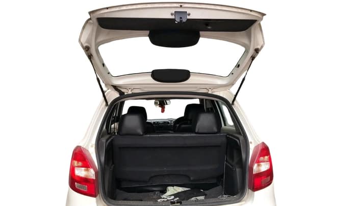 2012 Skoda Fabia ELEGANCE 1.2 TDI, Diesel, Manual, 1,86,160 km, exterior