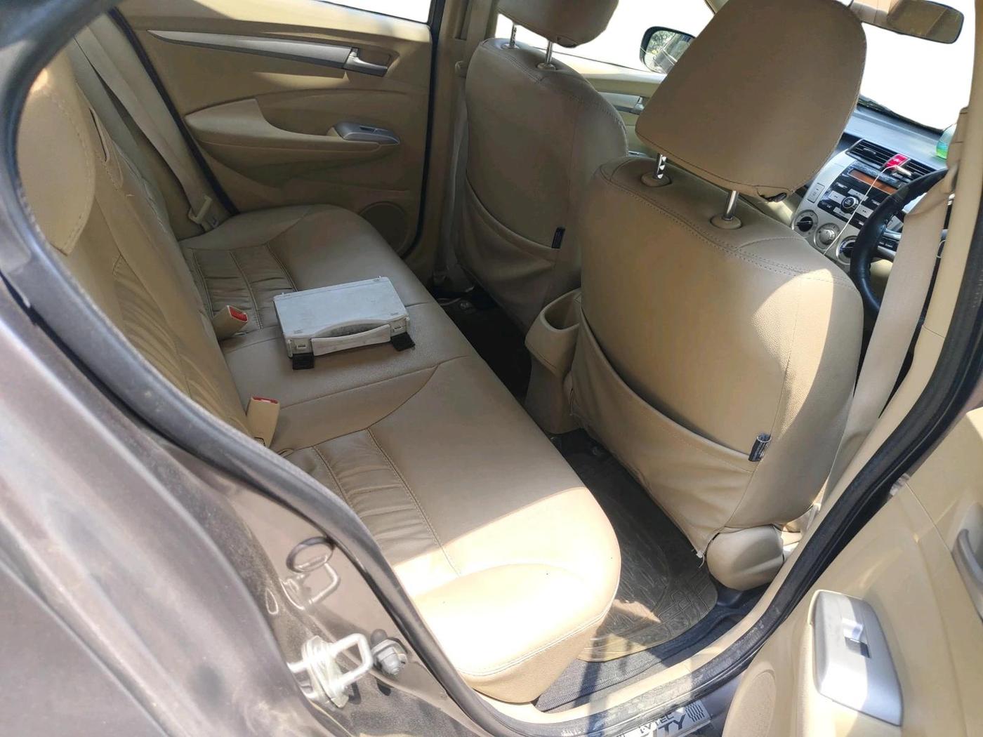 2011 Honda City 1.5L I-VTEC V MT, Petrol, Manual, 1,23,146 km, interior
