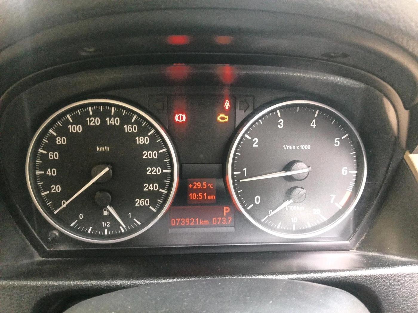 2012 BMW X1 SDRIVE 18I, Petrol, Automatic, 73,921 km, interior