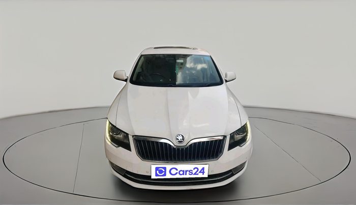 2015 Skoda Superb ELEGANCE 1.8 TSI AT, Petrol, Automatic, 1,96,851 km, exterior