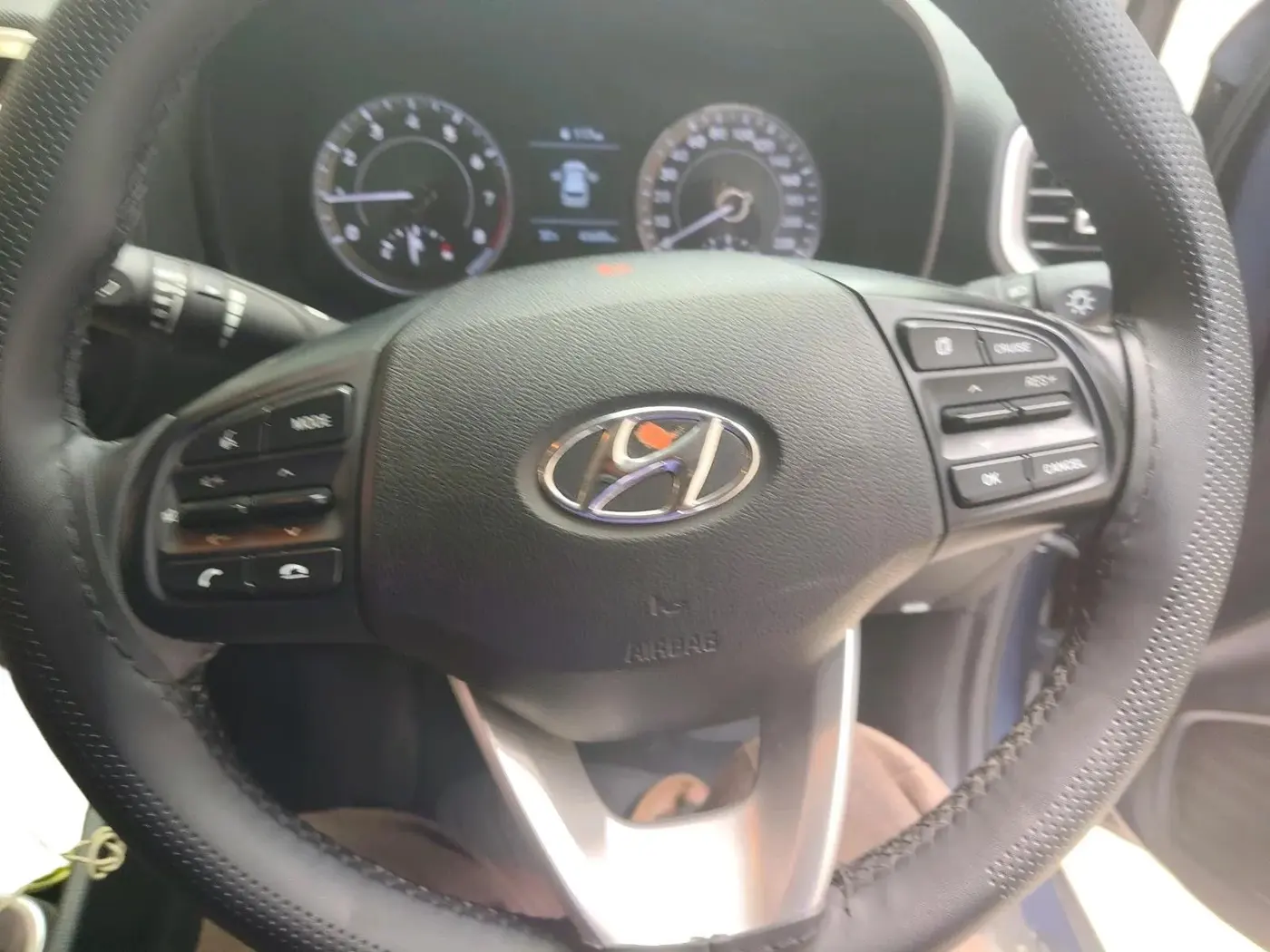2021 Hyundai VENUE SX 1.0 TURBO, Petrol, Manual, 43,655 km, interior