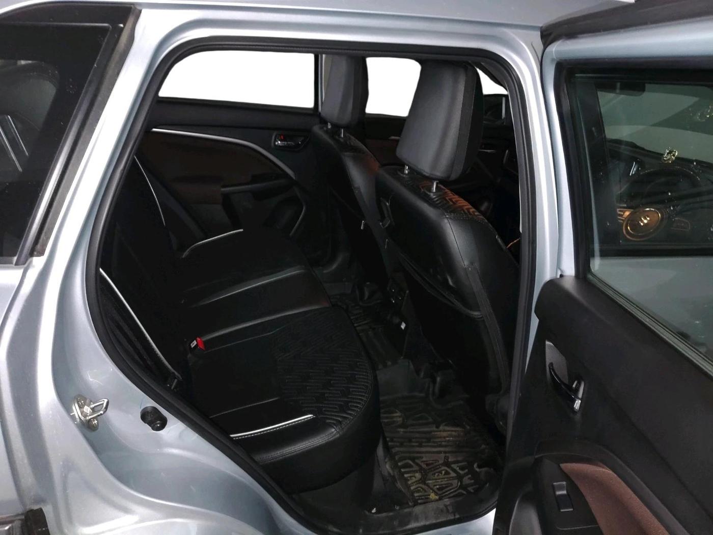 2023 Maruti BREZZA ZXI AT SMART HYBRID, Petrol, Automatic, 19,028 km, interior