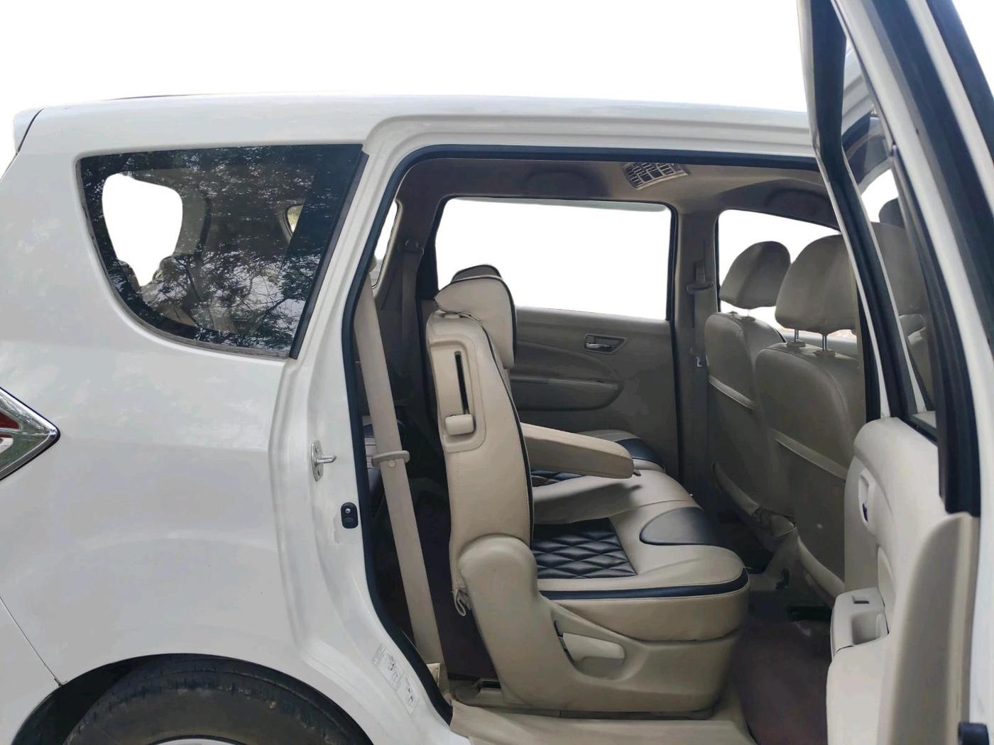 2015 Maruti Ertiga VDI SHVS, Diesel, Manual, 93,130 km, interior