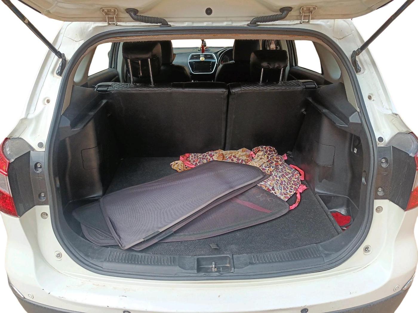 2016 Maruti S Cross ZETA 1.3, Diesel, Manual, 3,03,212 km, exterior