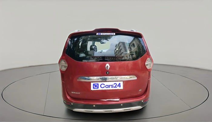 2016 Renault Lodgy 110 PS WORLD EDITION 8 STR, Diesel, Manual, 1,21,462 km, exterior