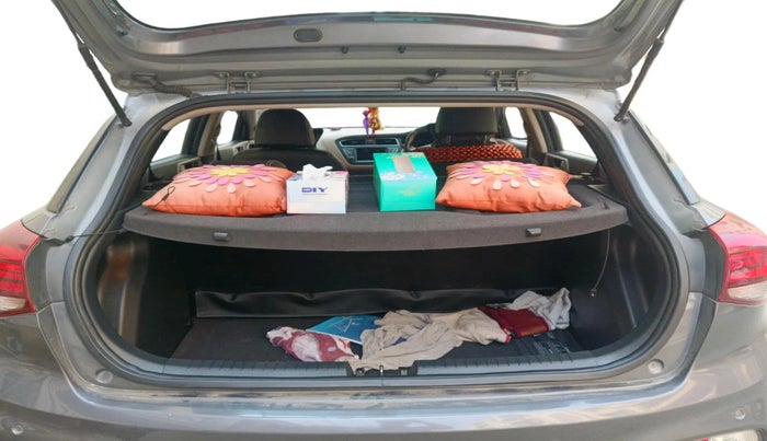 2019 Hyundai Elite i20 ASTA 1.2 (O), Petrol, Manual, 62,272 km, exterior