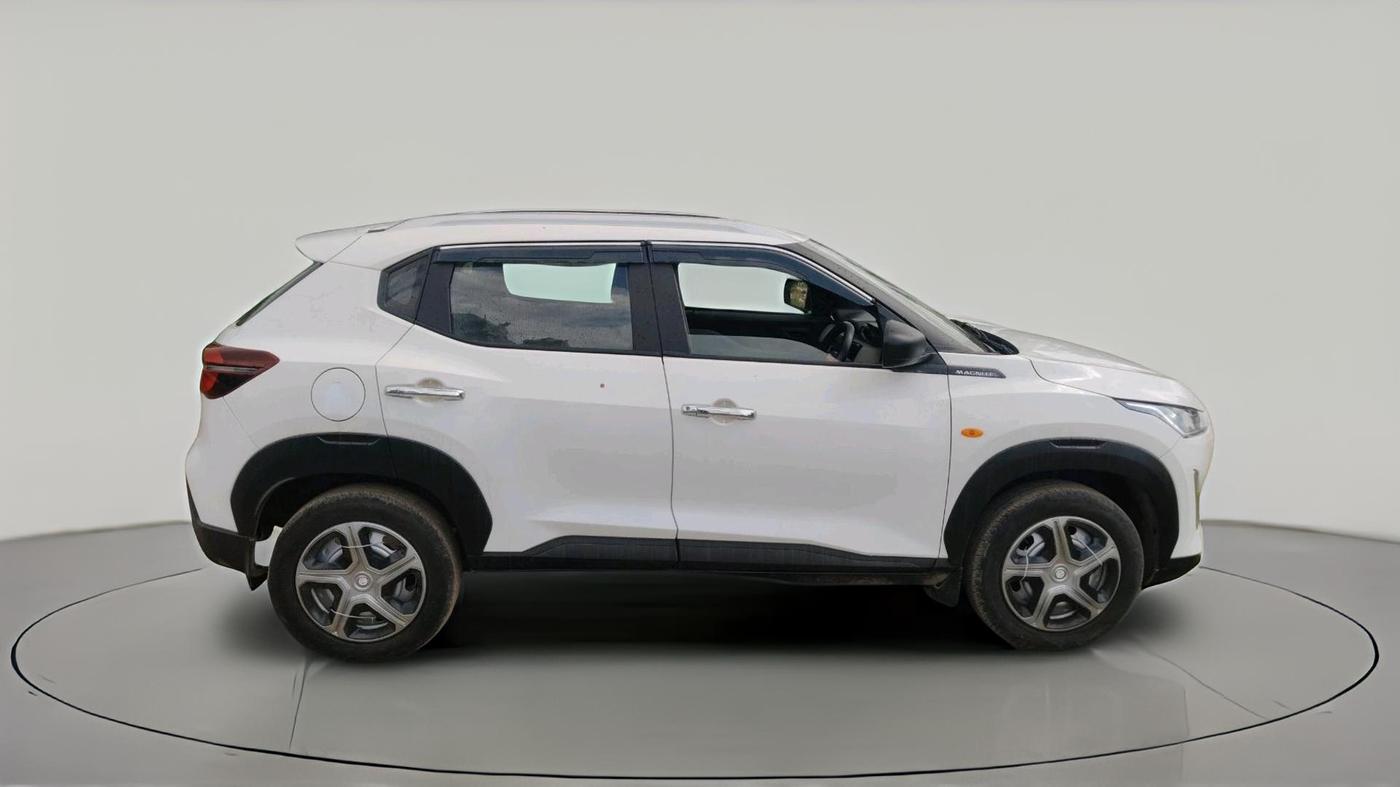 2024 Nissan MAGNITE XE, Petrol, Manual, 57,287 km, exterior