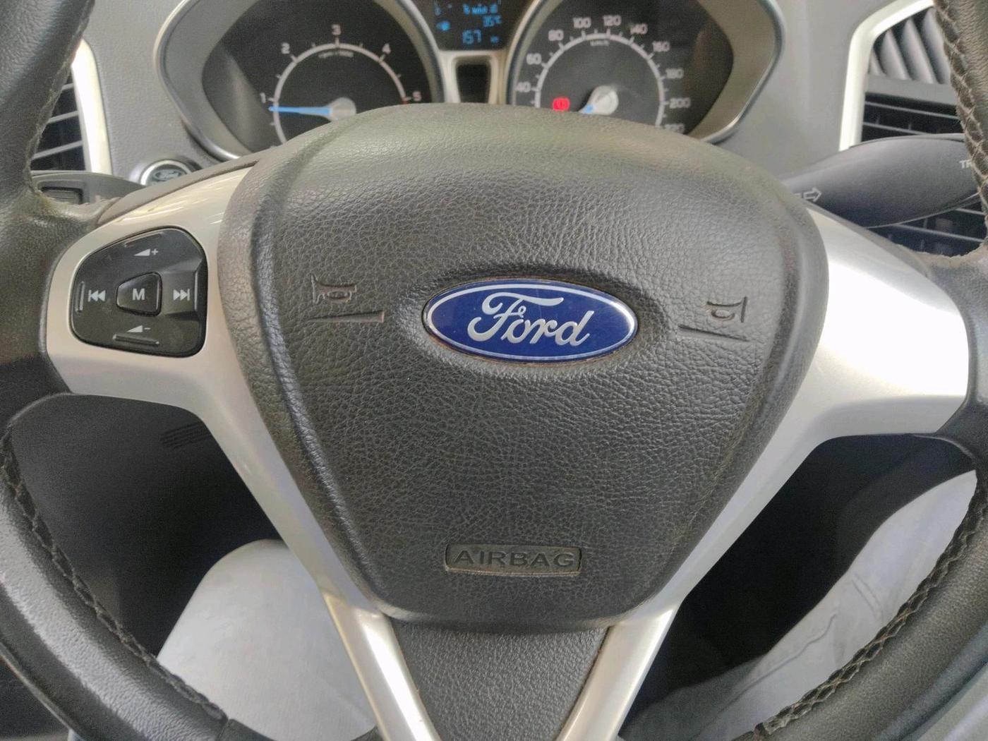2017 Ford Ecosport TITANIUM 1.5L DIESEL, Diesel, Manual, 97,186 km, interior
