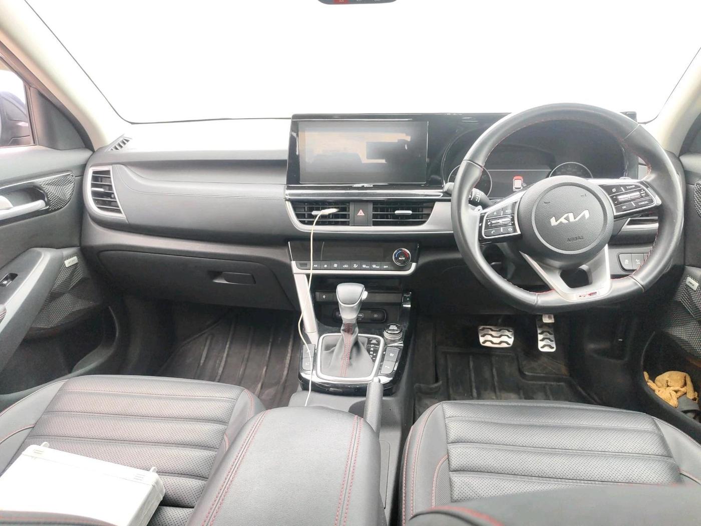 2022 KIA SELTOS GTX PLUS DCT 1.4 PETROL, Petrol, Automatic, 32,889 km, interior