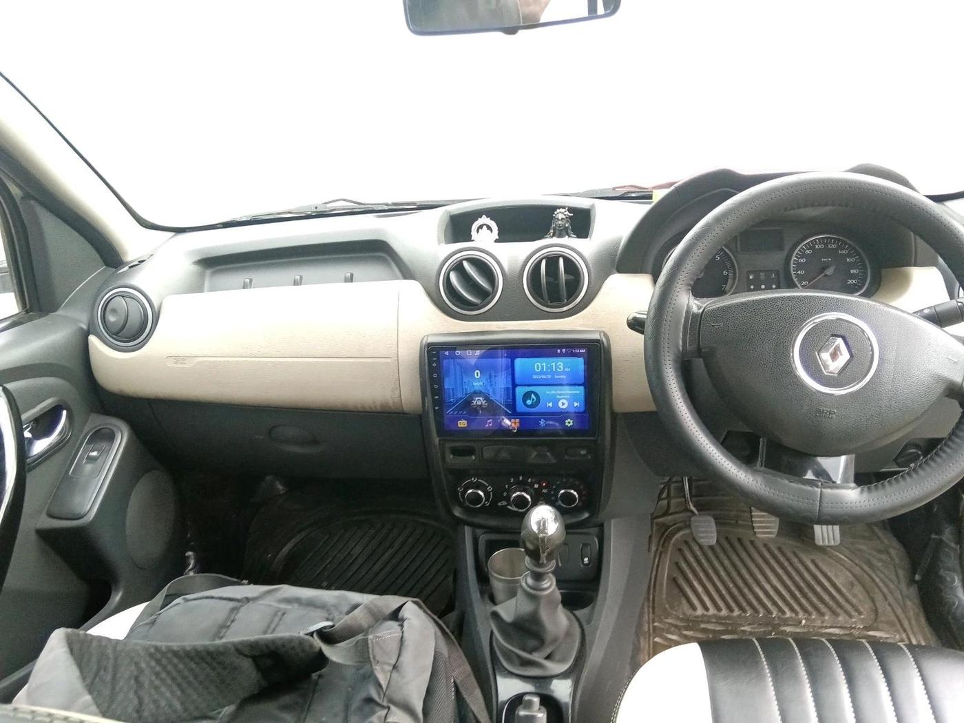2012 Renault Duster 110 PS RXZ DIESEL, Diesel, Manual, 1,20,359 km, interior