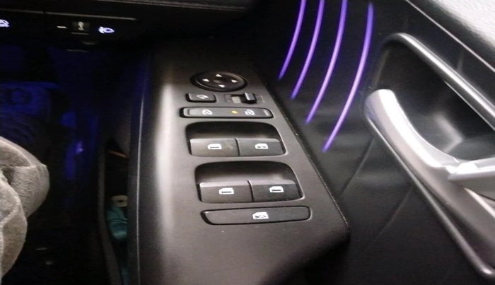 2023 Hyundai Verna SX (O) 1.5 TURBO PETROL MT, Petrol, Manual, 30,970 km, interior