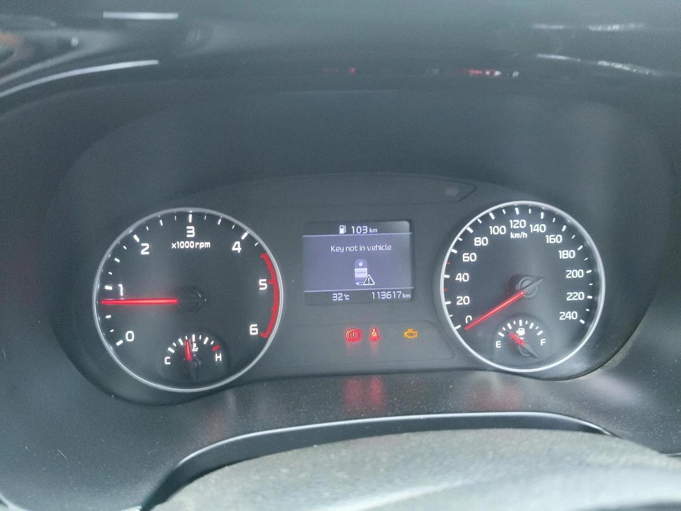 2020 KIA SELTOS HTK PLUS 1.5 DIESEL, Diesel, Manual, 1,13,617 km, interior