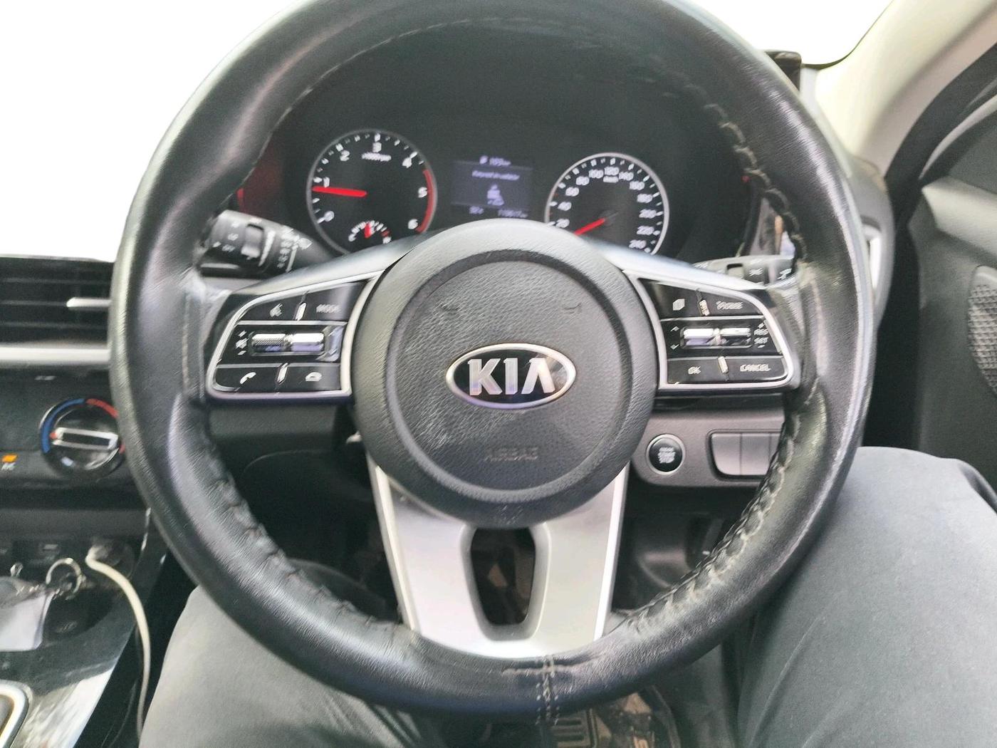 2020 KIA SELTOS HTK PLUS 1.5 DIESEL, Diesel, Manual, 1,13,617 km, interior