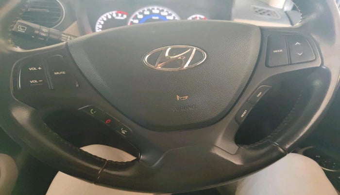 2017 Hyundai Grand i10 ASTA 1.2 KAPPA VTVT, Petrol, Manual, 95,032 km, interior