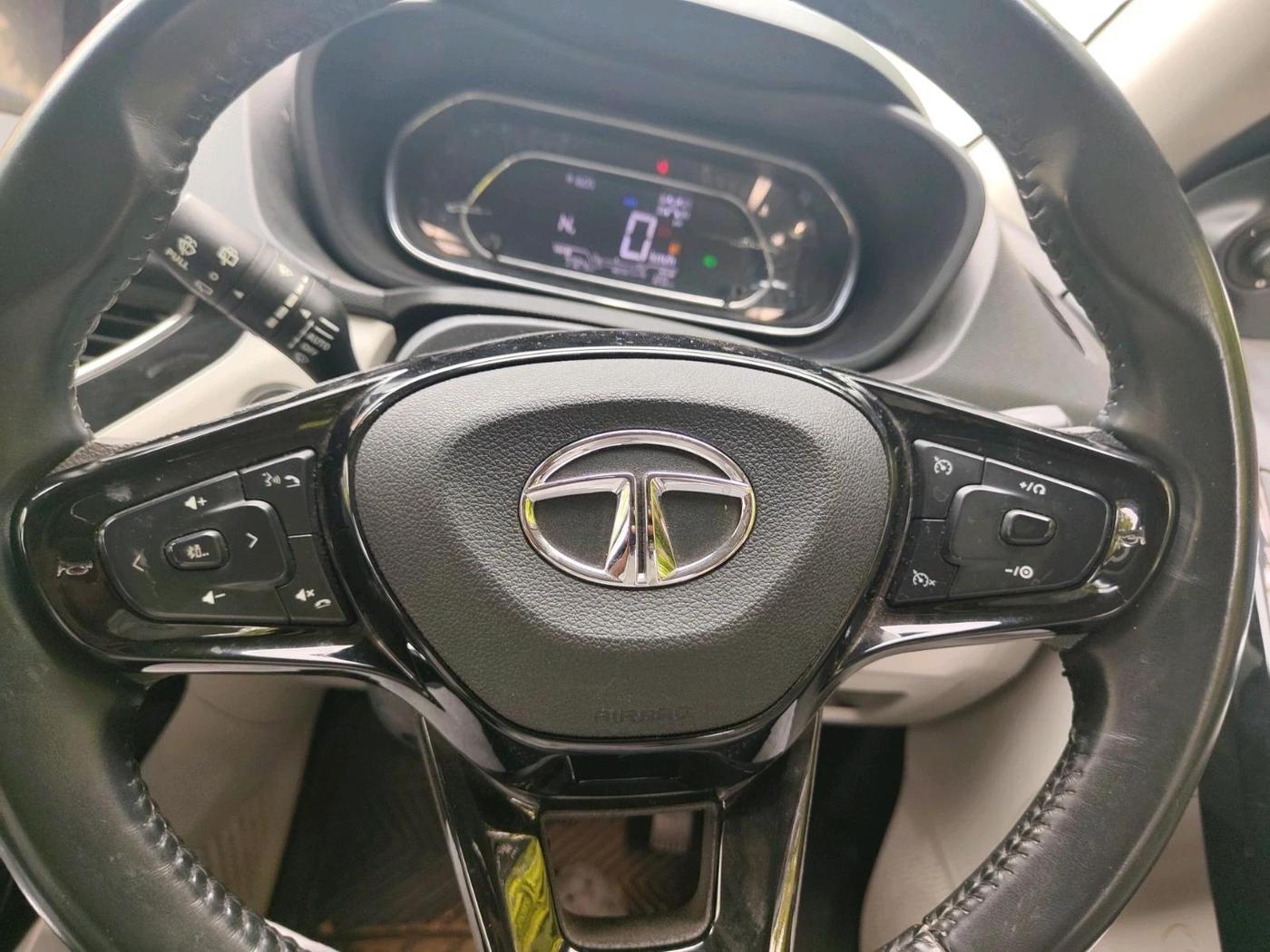 2023 Tata NEXON XZA PLUS SUNROOF PETROL, Petrol, Automatic, 38,166 km, interior