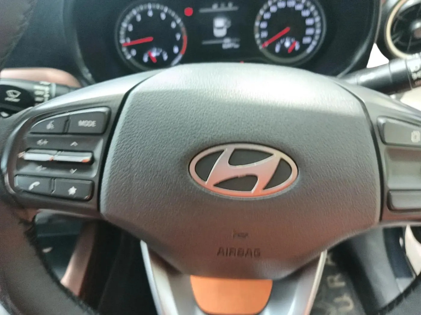 2023 Hyundai AURA SX 1.2 CNG, CNG, Manual, 82,471 km, interior