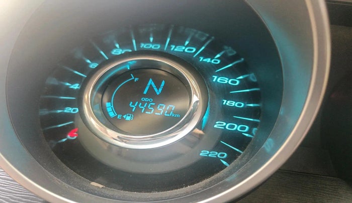 2020 Mahindra XUV500 W7, Diesel, Manual, 44,590 km, interior