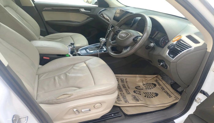 2015 Audi Q5 30 TDI PREMIUM, Diesel, Automatic, 1,01,431 km, interior