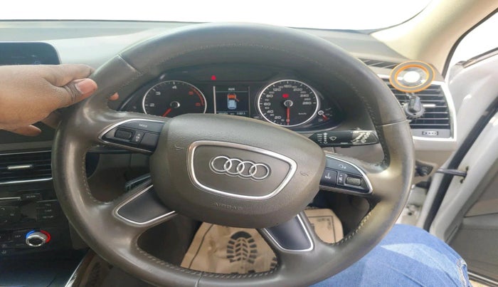 2015 Audi Q5 30 TDI PREMIUM, Diesel, Automatic, 1,01,431 km, interior