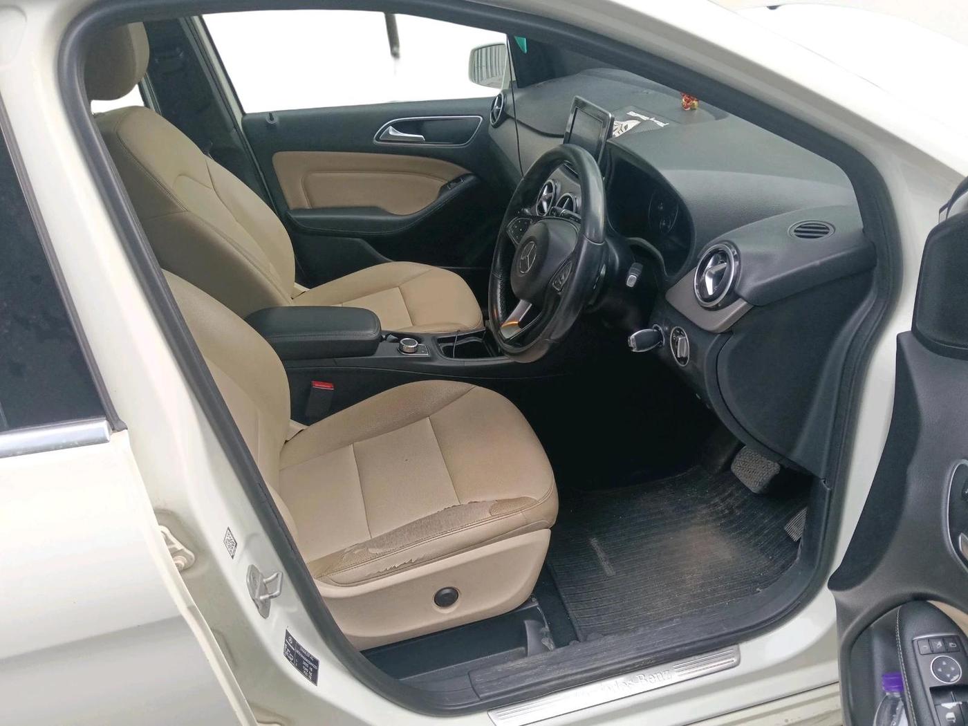 2015 Mercedes Benz B Class 200 Sport CDI, Diesel, Automatic, 1,48,403 km, interior