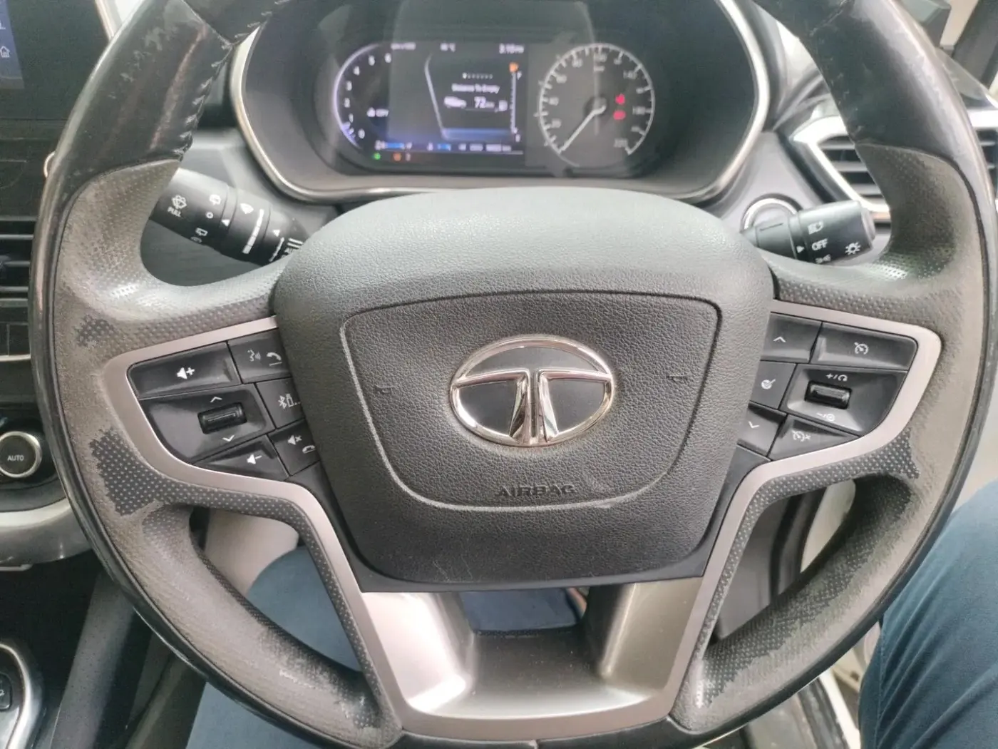 2021 Tata Safari XZ PLUS 6 S, Diesel, Manual, 1,00,638 km, interior