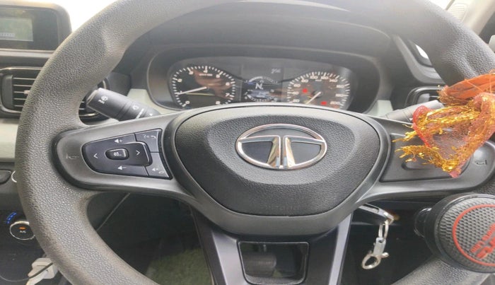 2023 Tata PUNCH ADVENTURE AMT, Petrol, Automatic, 32,406 km, interior