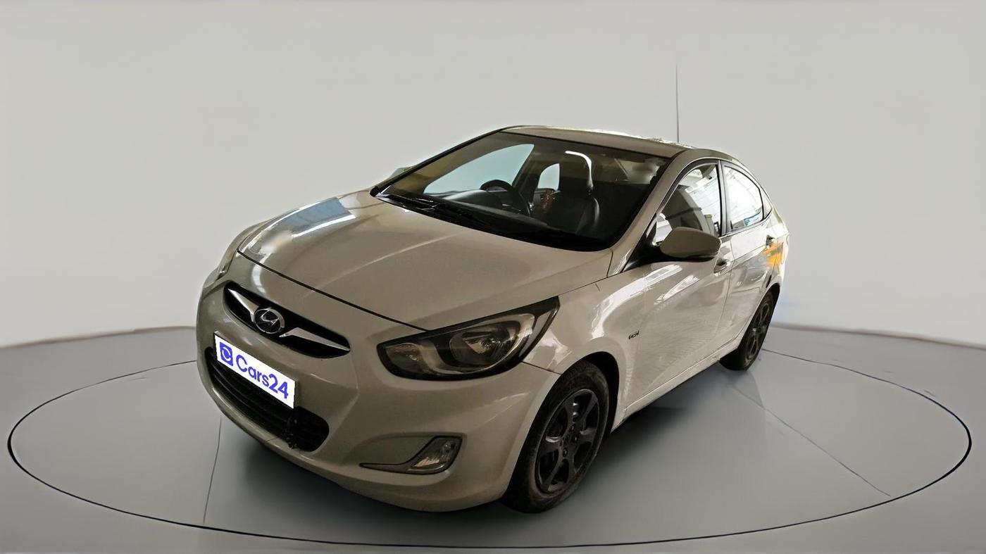 2012 Hyundai Verna FLUIDIC 1.6 CRDI EX, Diesel, Manual, 1,02,570 km, exterior